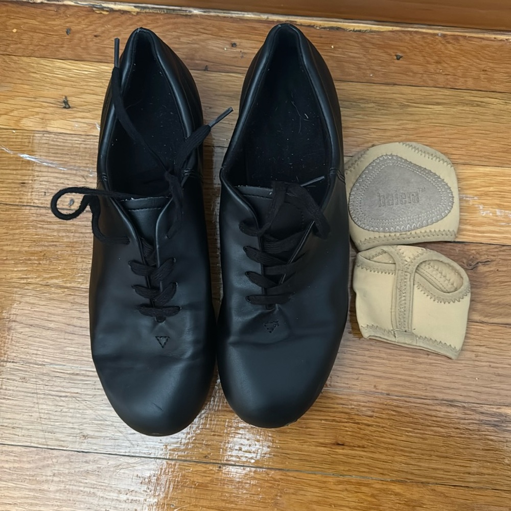 Used Capezio Tap Shoes & Foot Undies